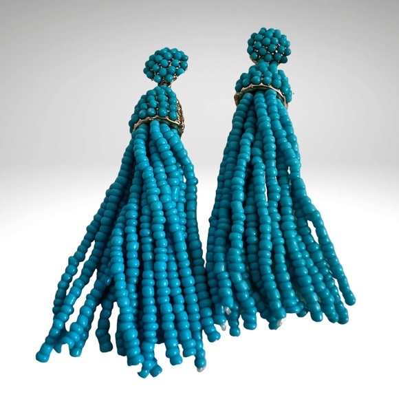 Turquoise Costume Jewelry, Necklace, Bracelet,& Drop Beaded earrings - Picture 3 of 15